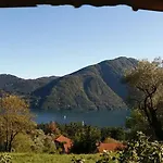 Casa Intignano - Con Bagno E Portico Vista
