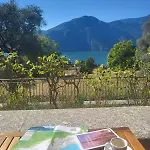 Casa Intignano - Con Bagno E Portico Vista Daire