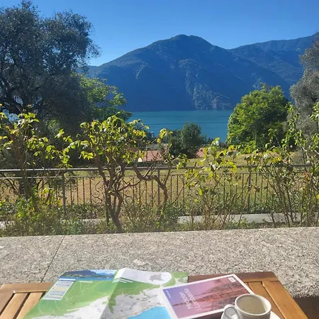Casa Intignano - Con Bagno E Portico Vista Appartement