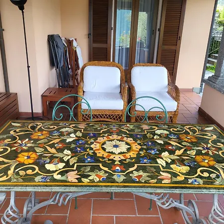 Daire Casa Intignano - Con Bagno E Portico Vista Tremezzo