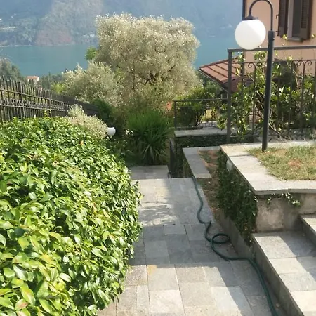 Casa Intignano - Con Bagno E Portico Vista Tremezzo