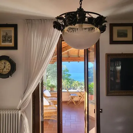 Casa Intignano - Con Bagno E Portico Vista דירה *